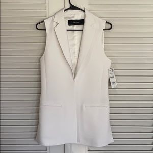 NWT Zara Sleeveless blazer